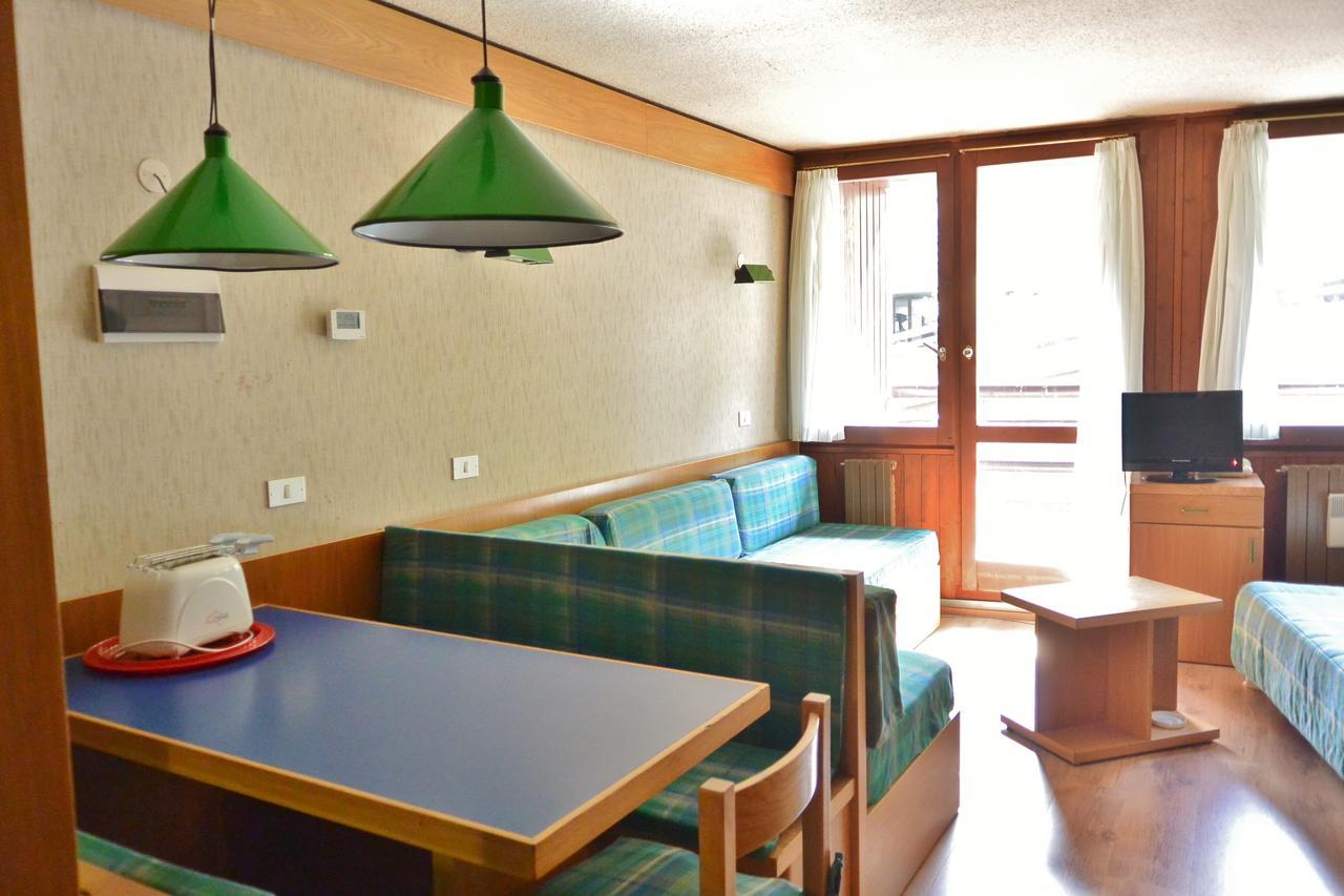 Appartamenti La Maison De Vacances Breuil-Cervinia Eksteriør bilde